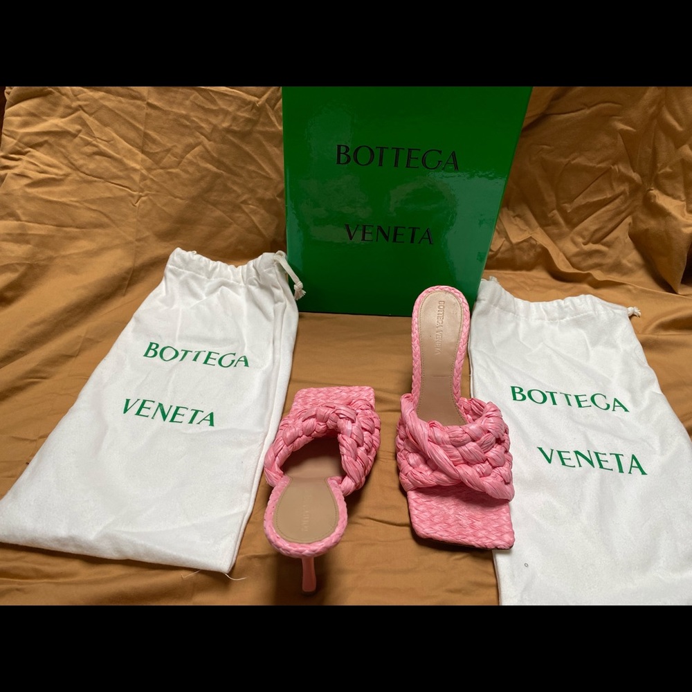 Stretch Intreccio Raffia Sandal - Picture 6 of 6